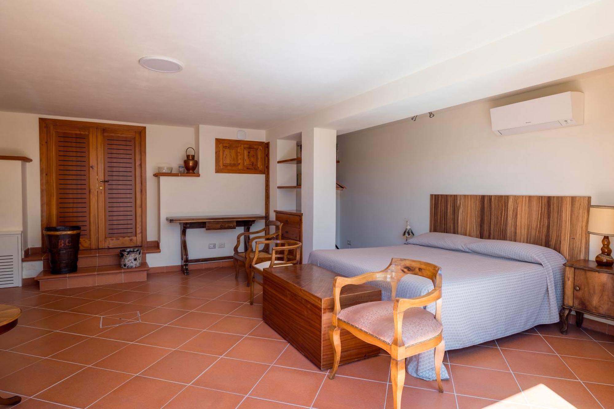 La Catena Apartment With Pool Ulignano ภายนอก รูปภาพ